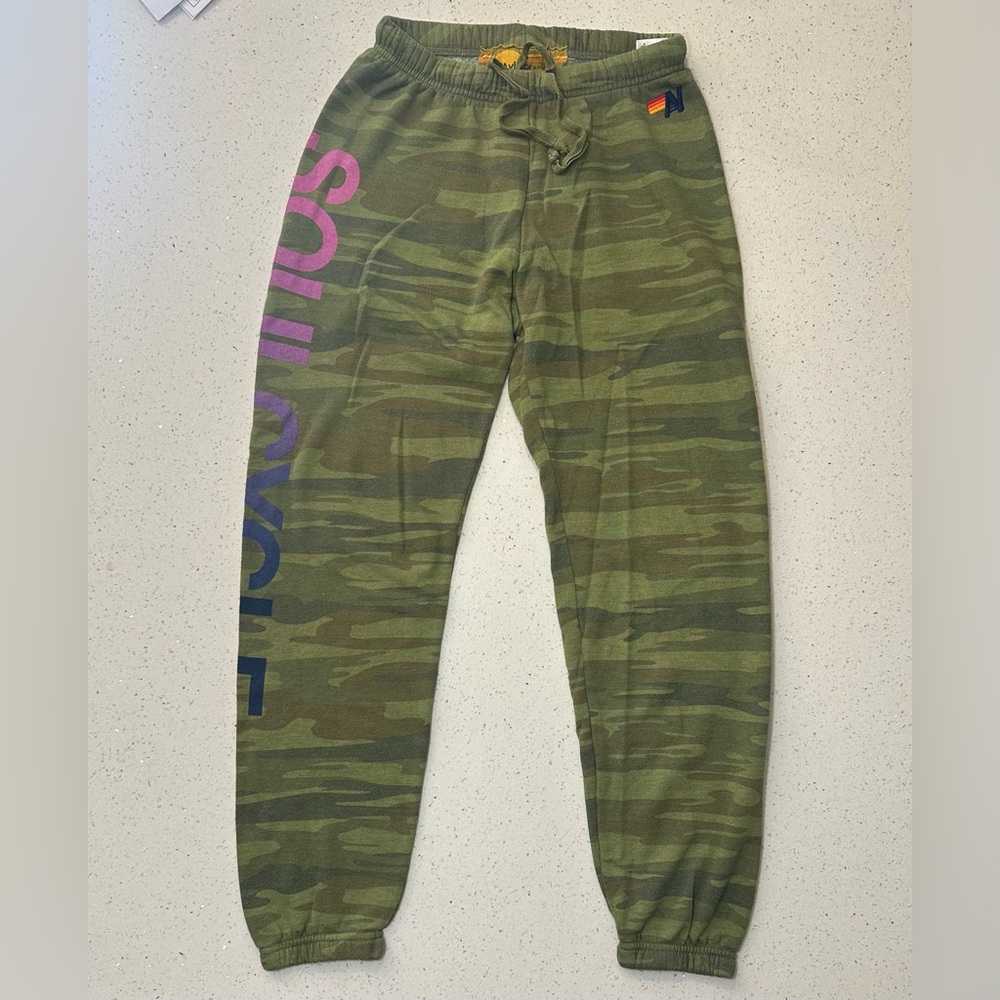 Aviator Nation x Soulcycle army style sweatpants GUC